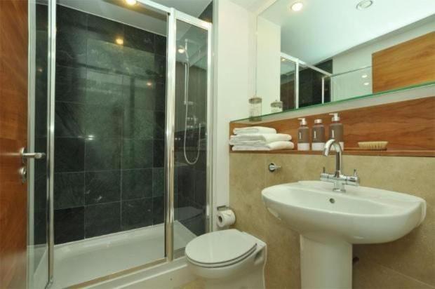 2 Bed 2 Bath Luxury Apartment In Central ลอนดอน ภายนอก รูปภาพ
